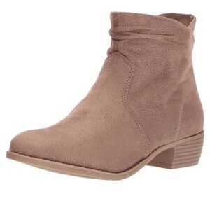 Not rated- brown "Yamila slouch boot"